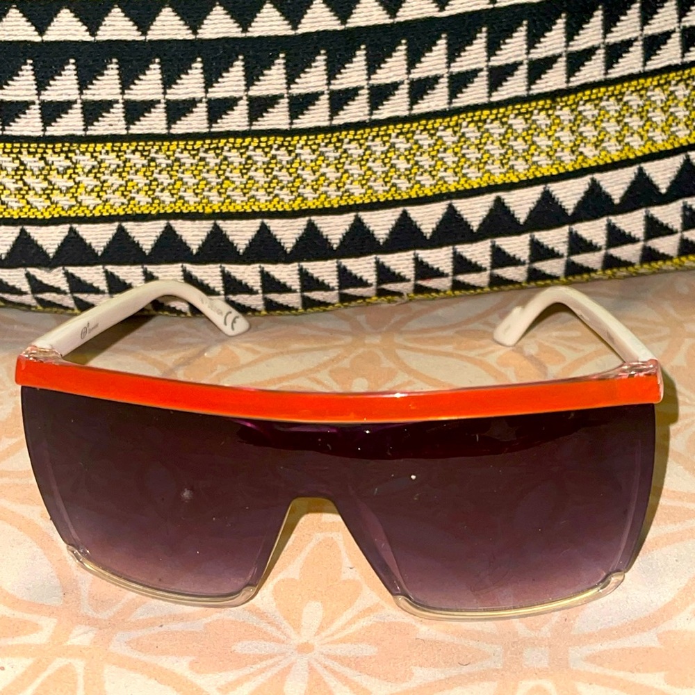 sunglasses
